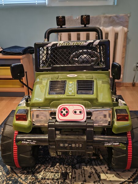 Masina electrica pt copii